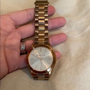 Michael kors rose gold watch